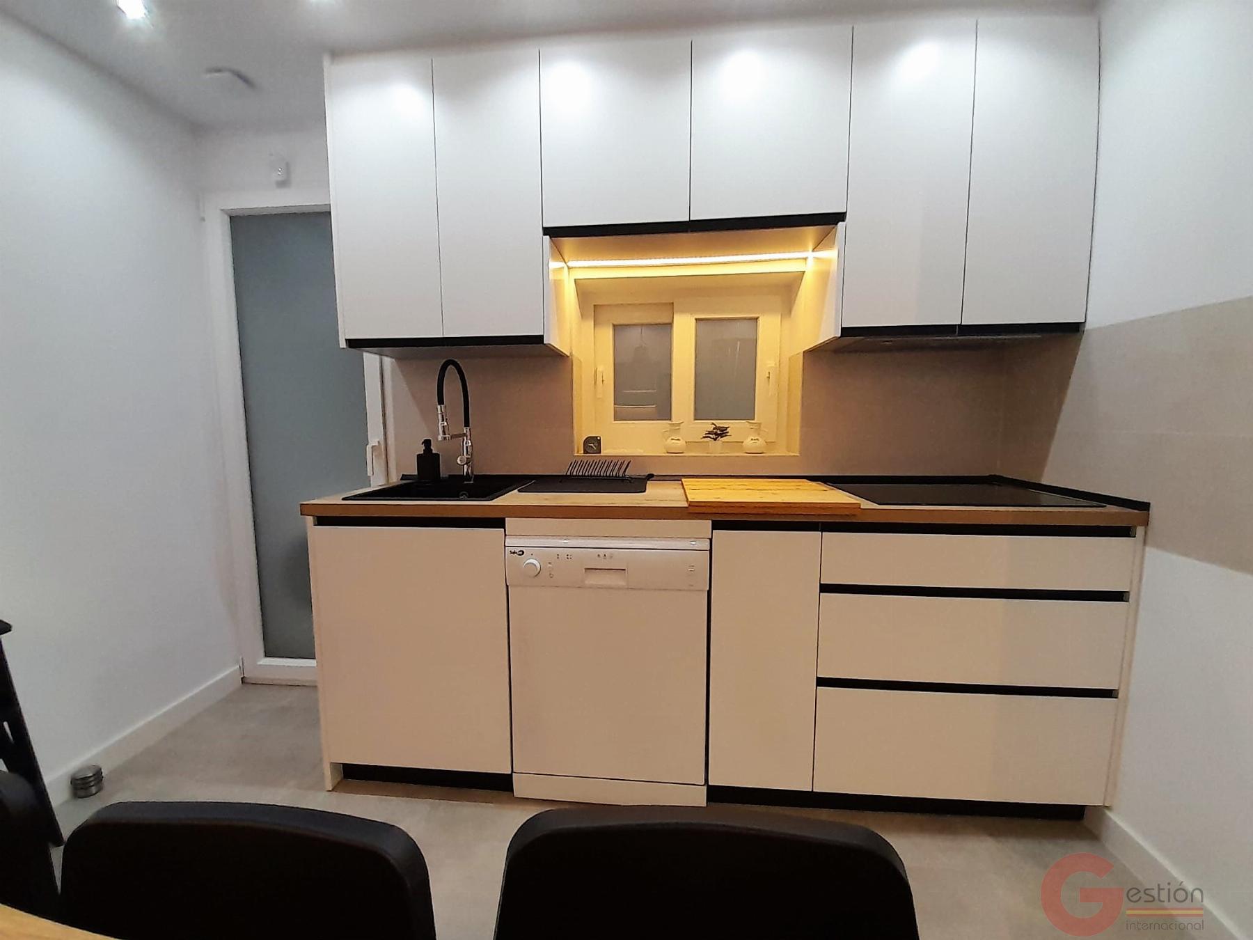 For sale of flat in Motril