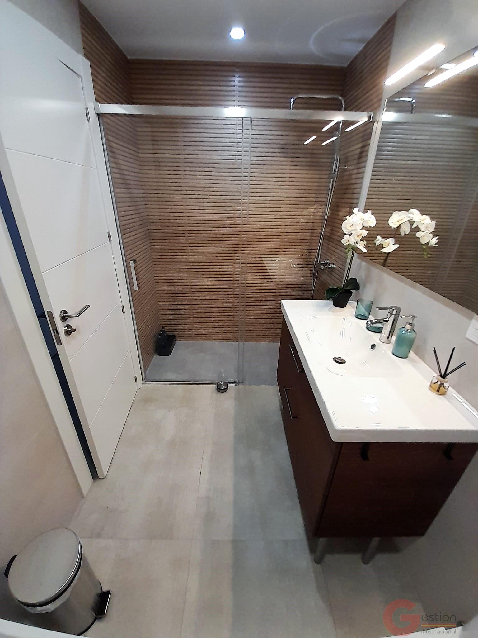 For sale of flat in Motril
