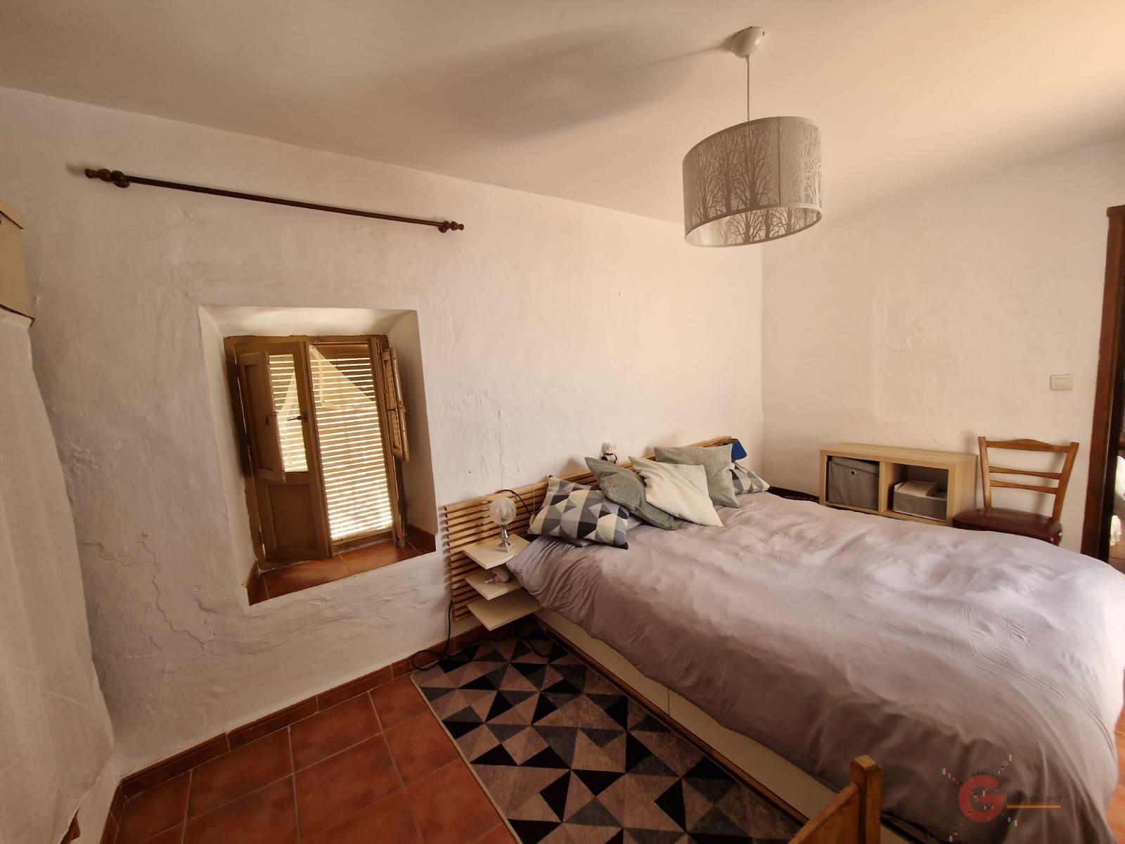 For sale of house in Guájar Faragüit
