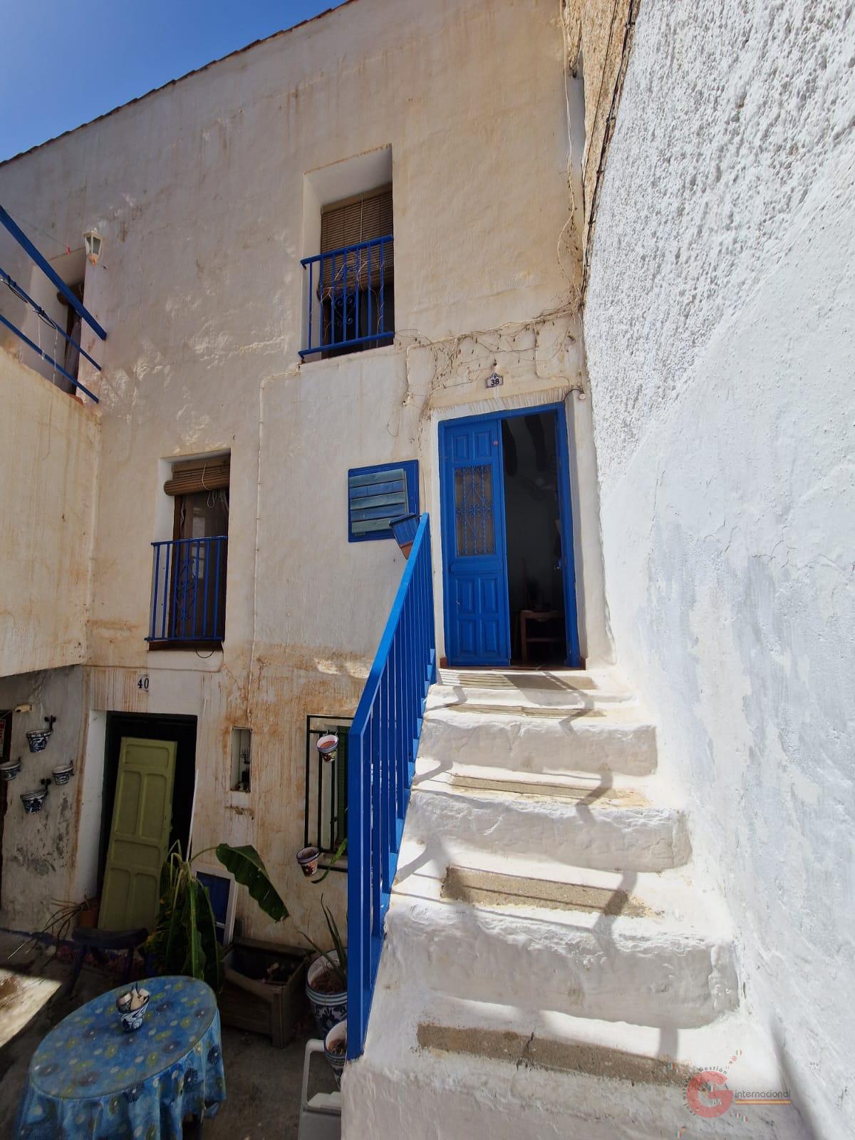 For sale of house in Guájar Faragüit