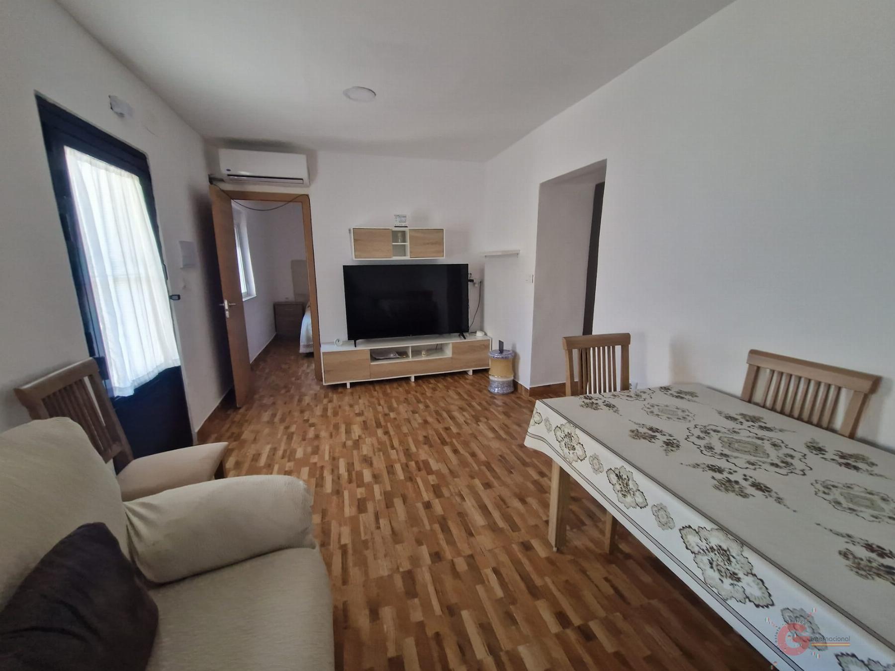 For sale of house in Lobres