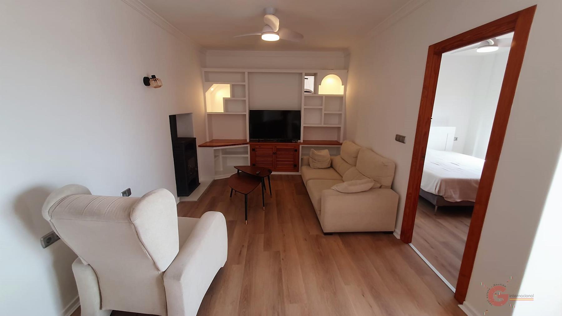 For sale of building in Salobreña