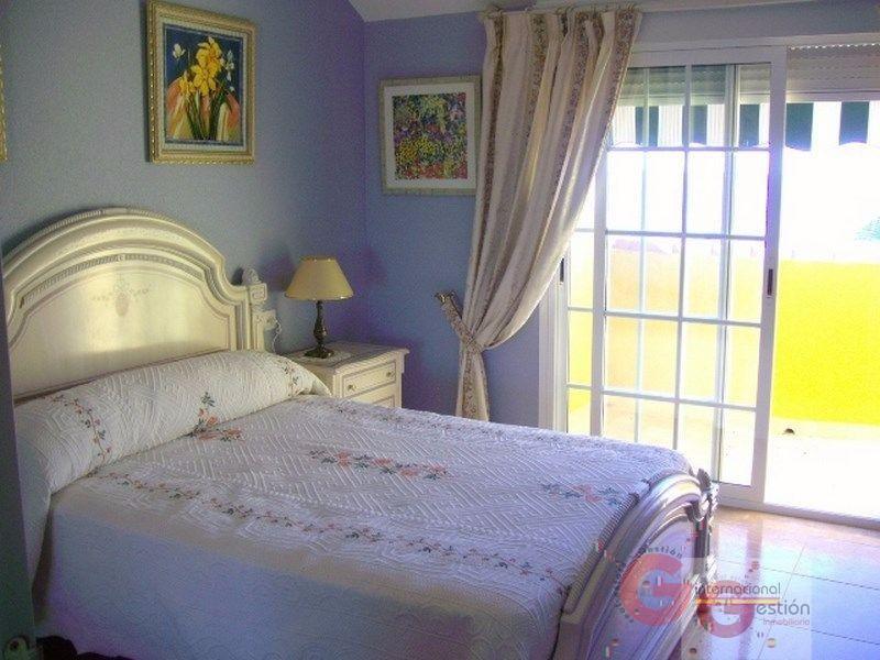 For sale of duplex in Salobreña