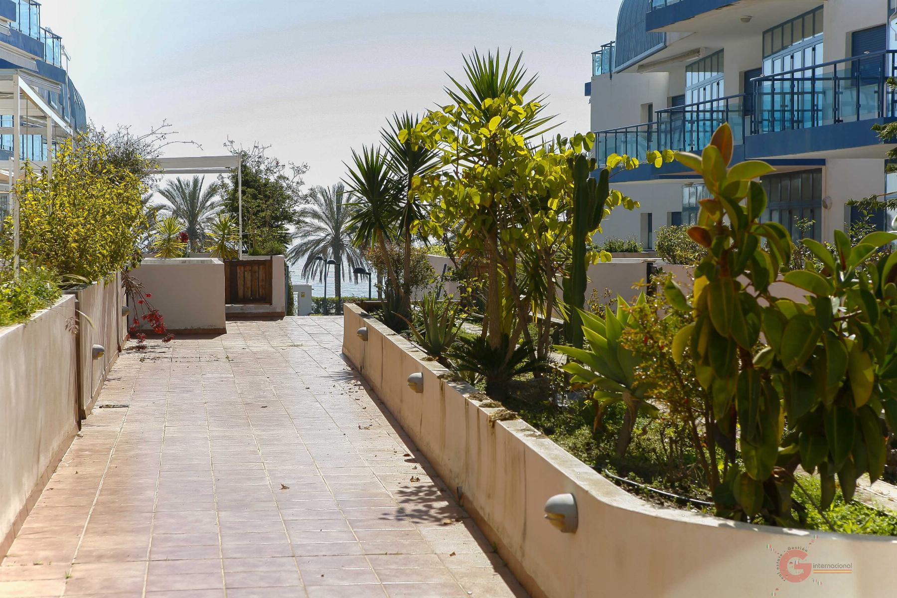 For sale of flat in Castell de Ferro
