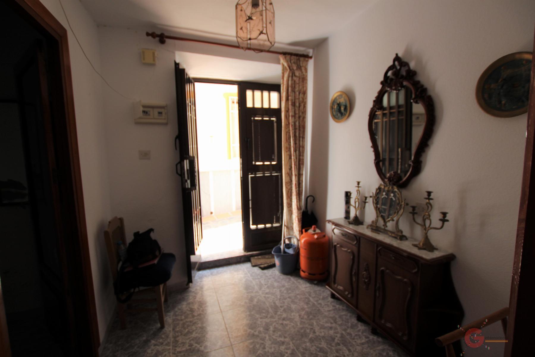 For sale of house in Molvízar