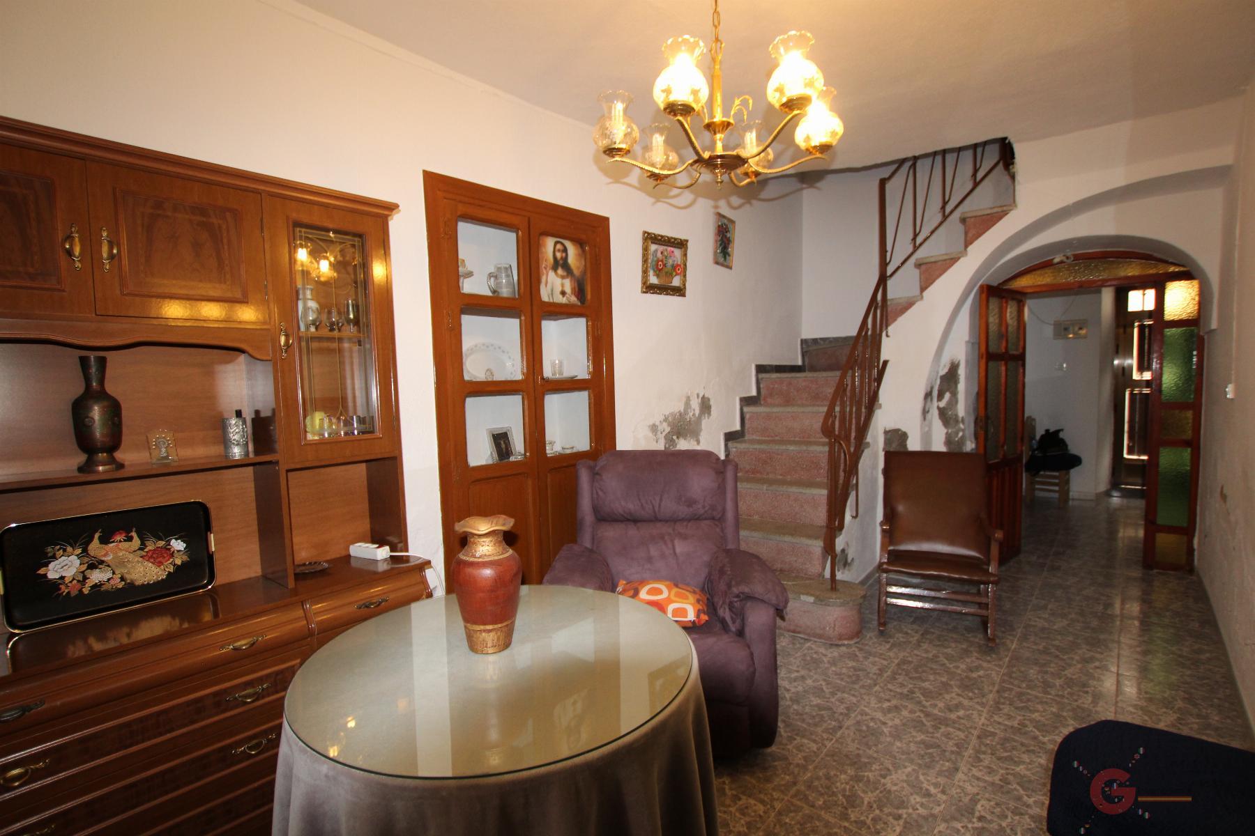 For sale of house in Molvízar