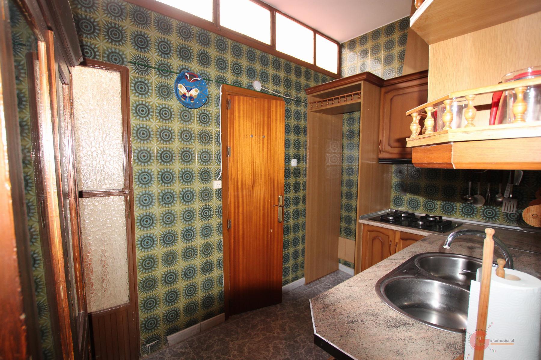 For sale of house in Molvízar