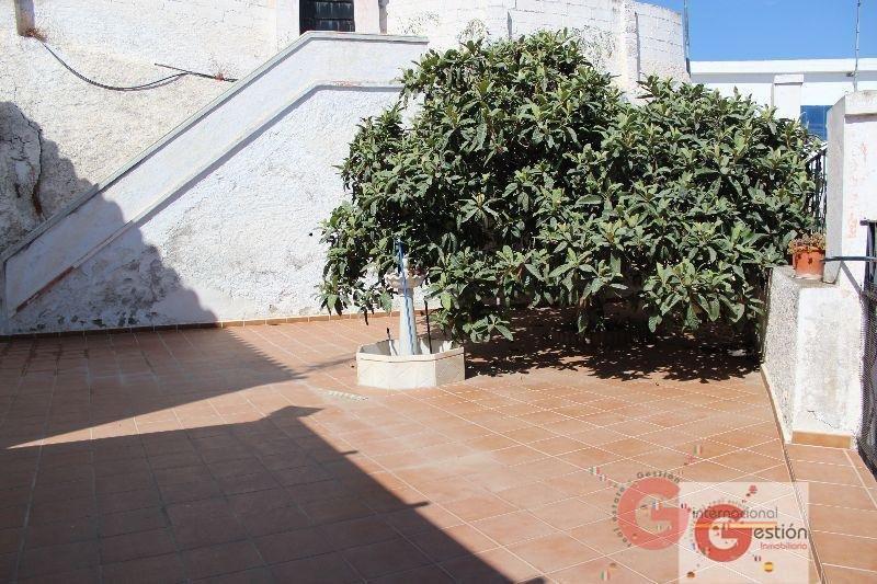 For sale of house in Salobreña