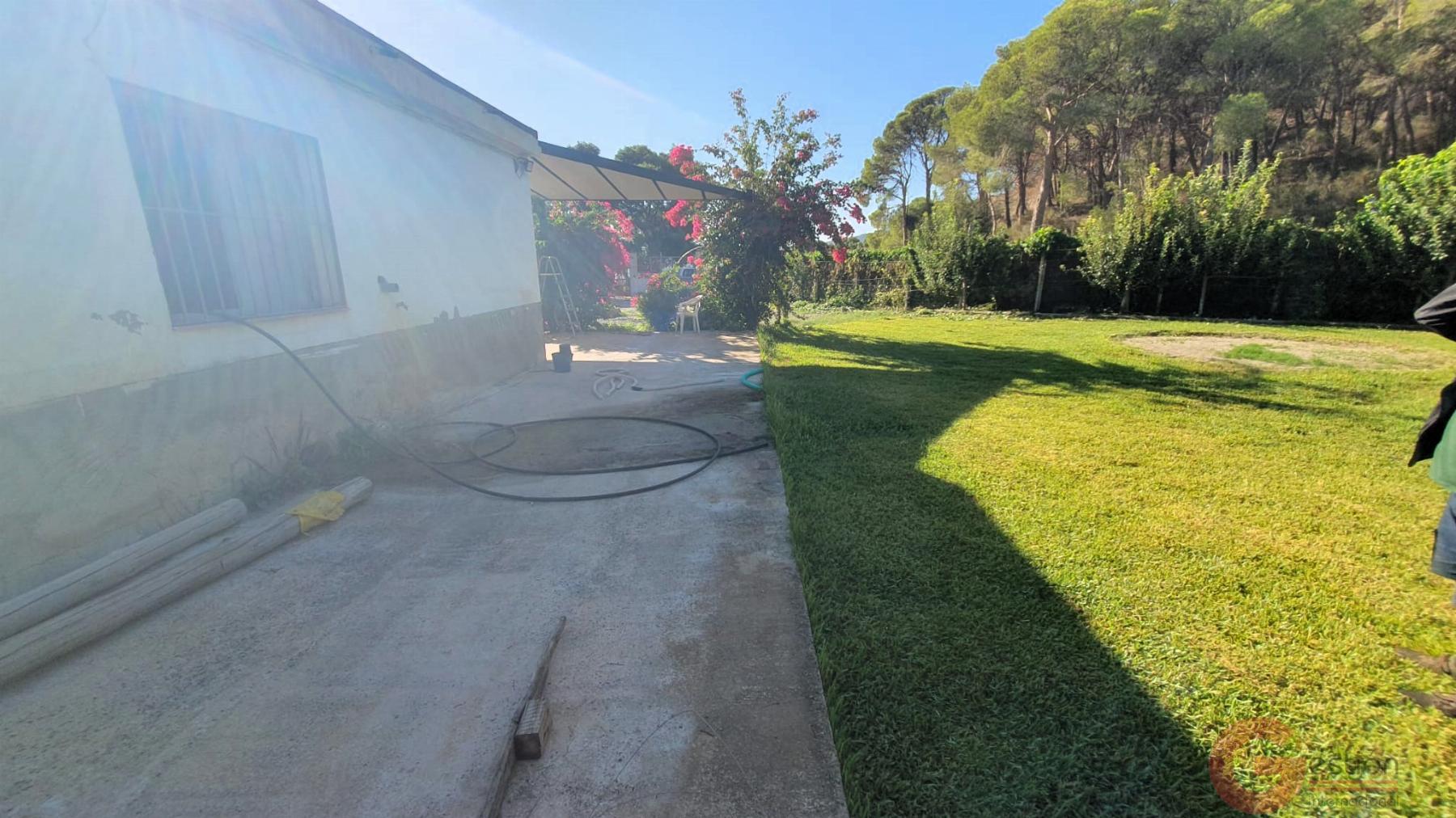 Venta de finca rústica en Vélez de Benaudalla