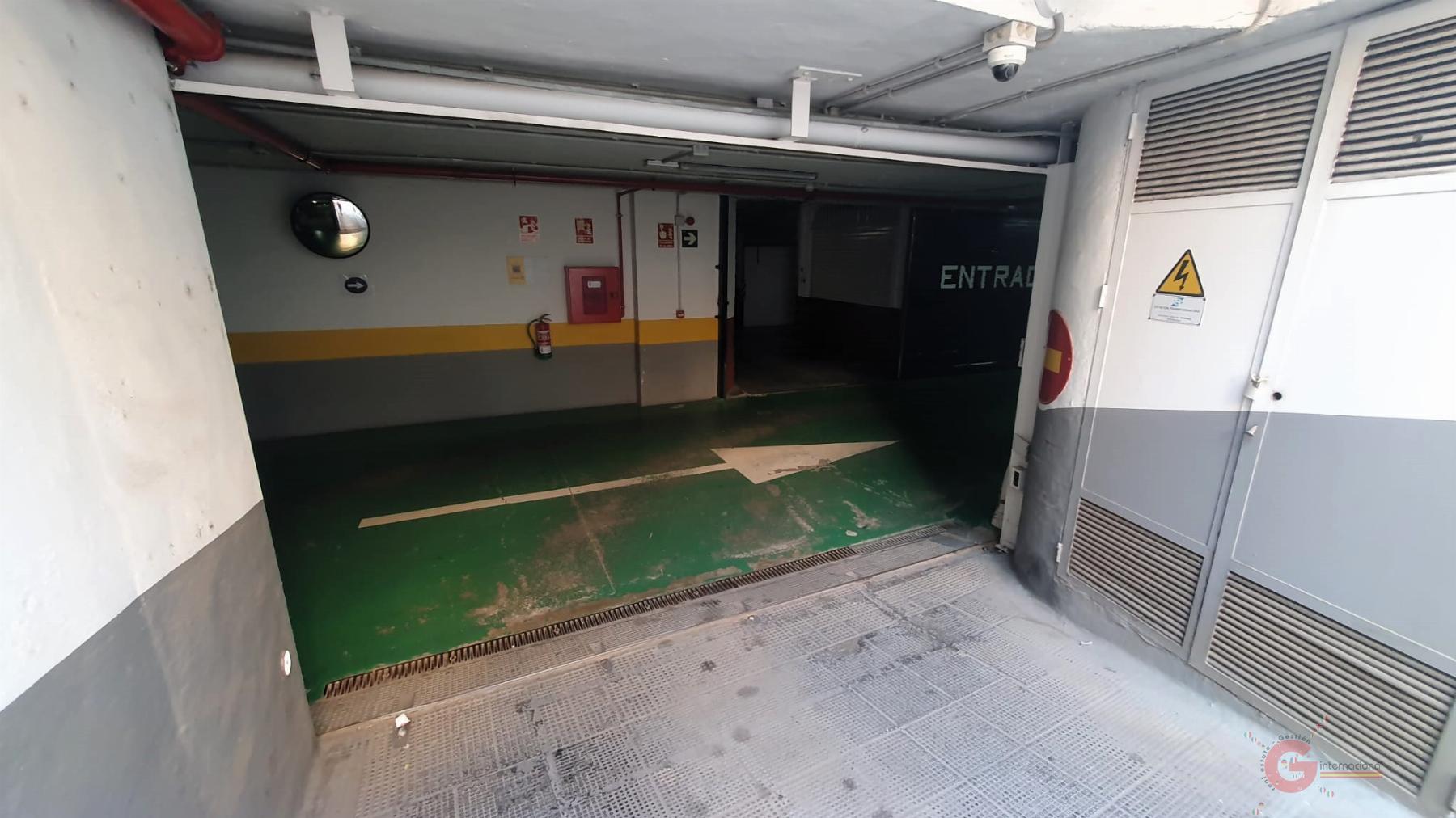 For sale of garage in Motril