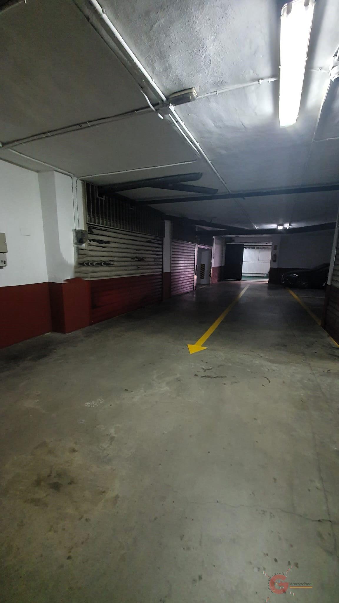 For sale of garage in Motril