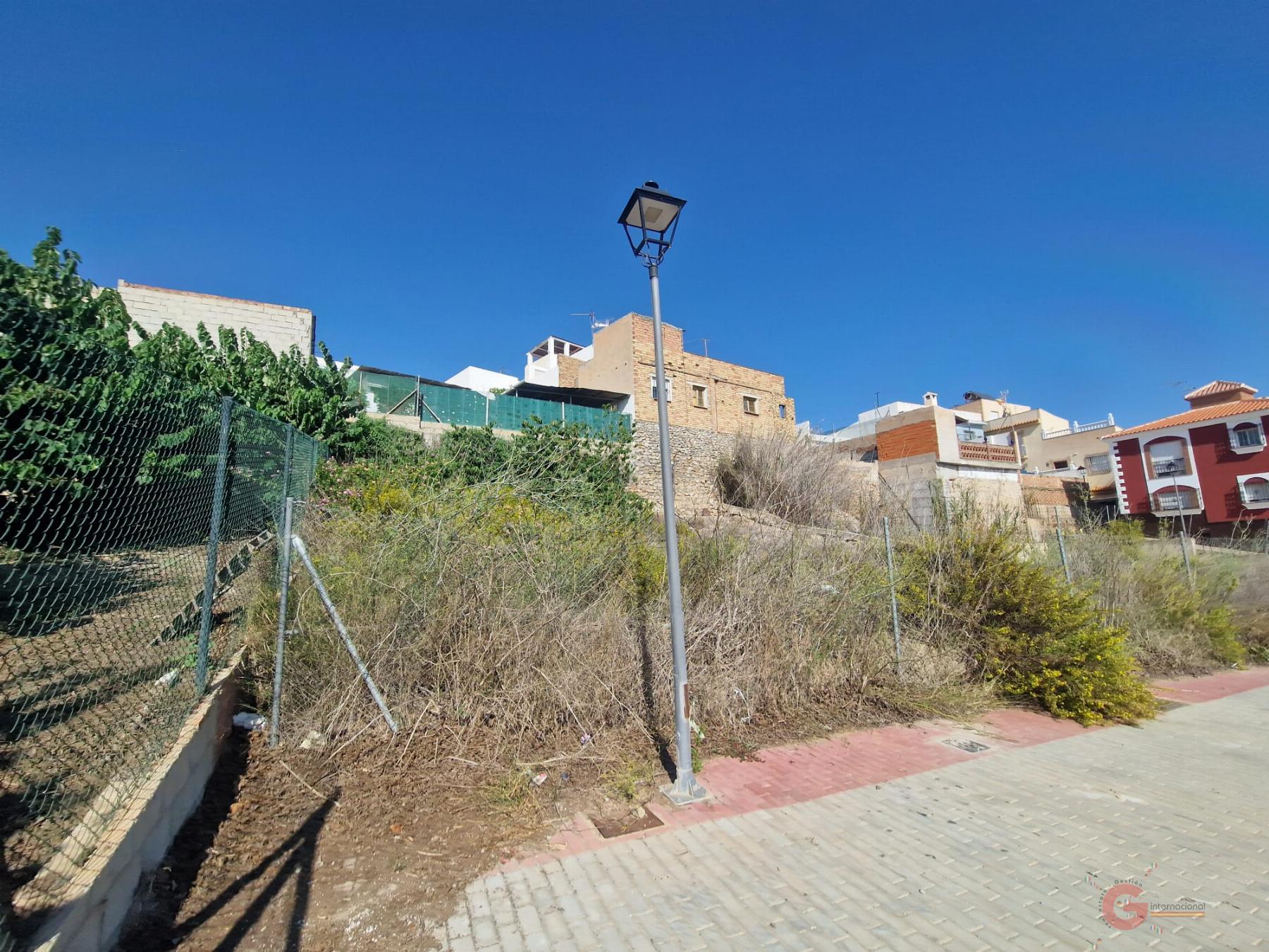 For sale of land in Lobres