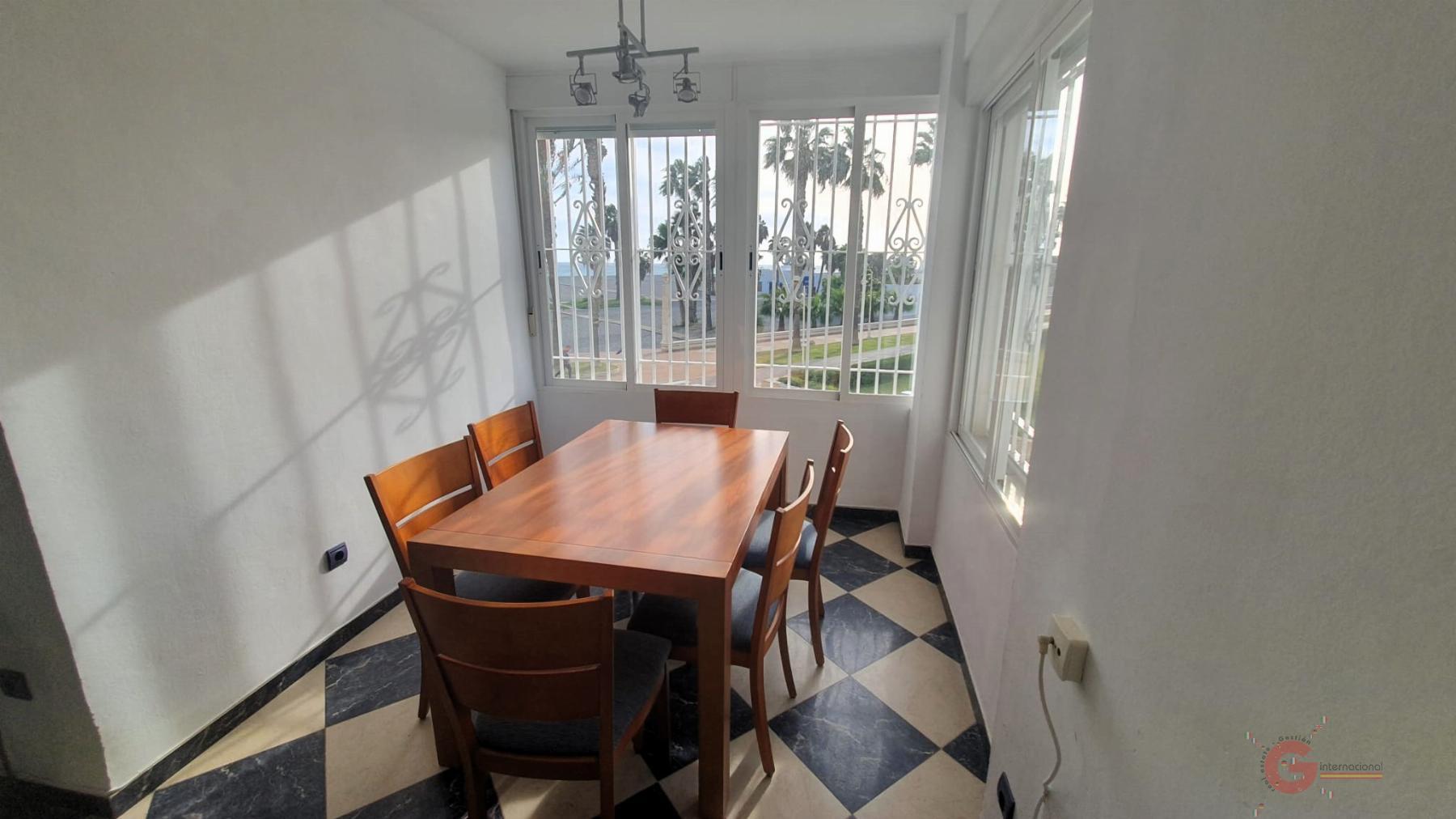 For sale of flat in Motril