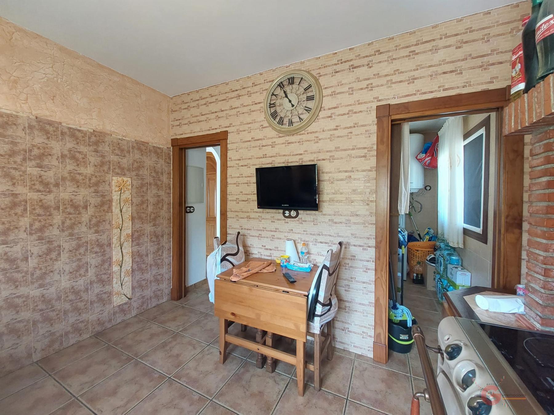 For sale of house in Salobreña