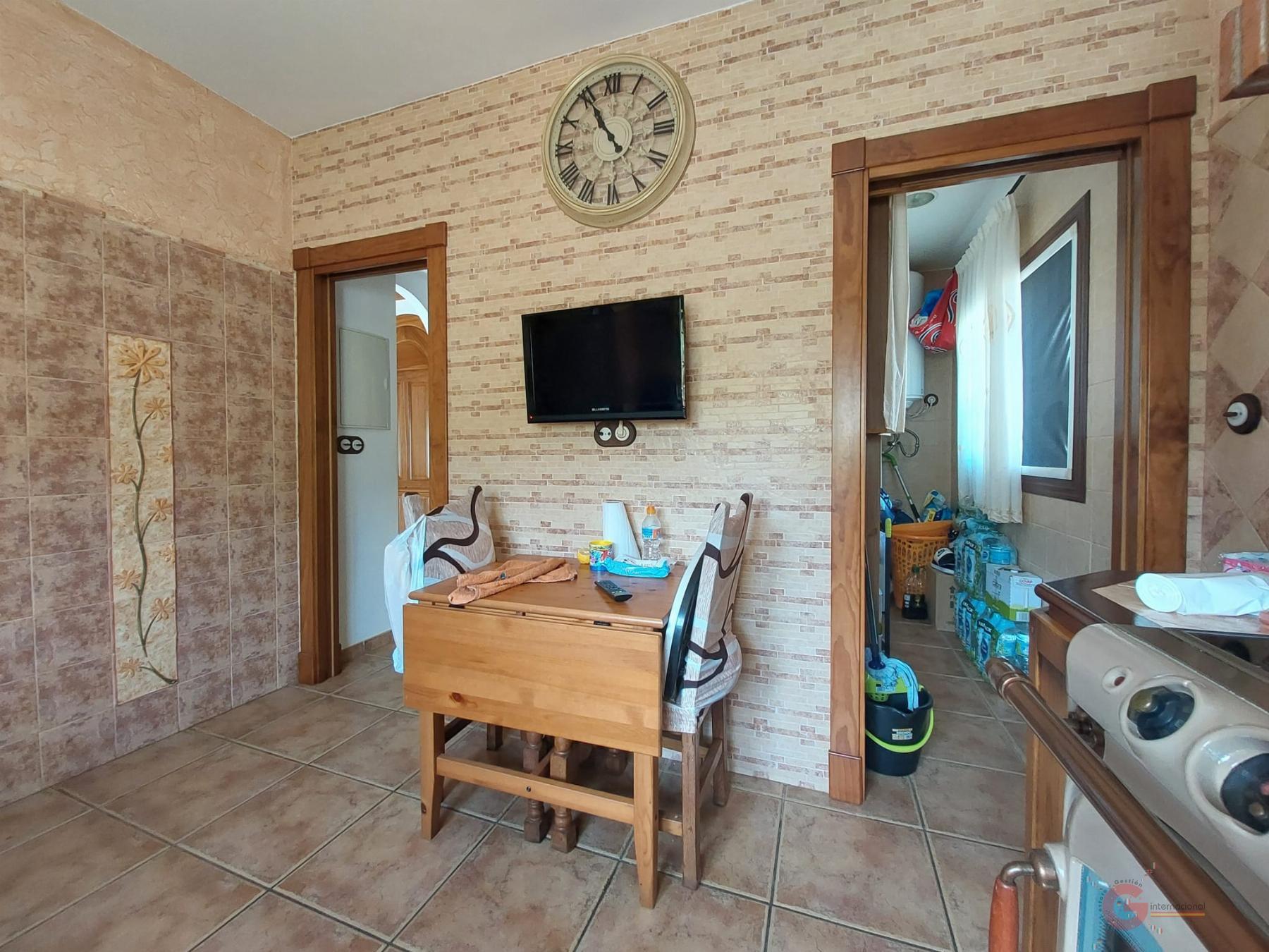 For sale of house in Salobreña