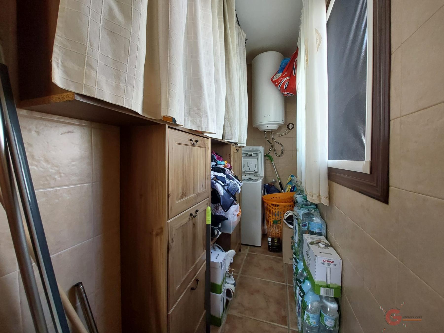 For sale of house in Salobreña