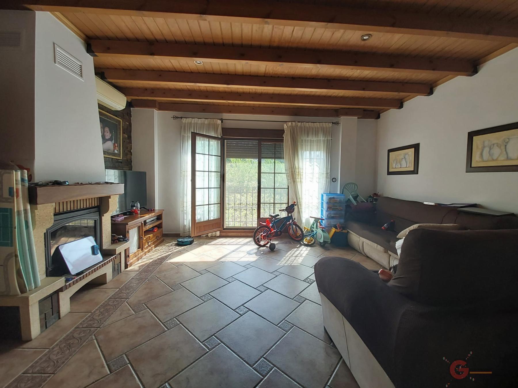 For sale of house in Salobreña