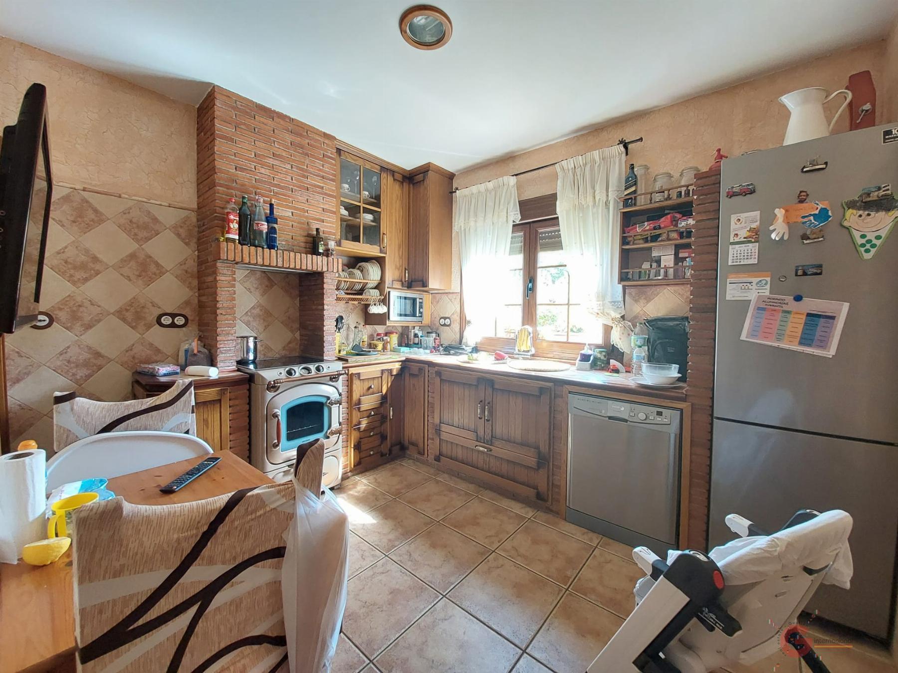 For sale of house in Salobreña