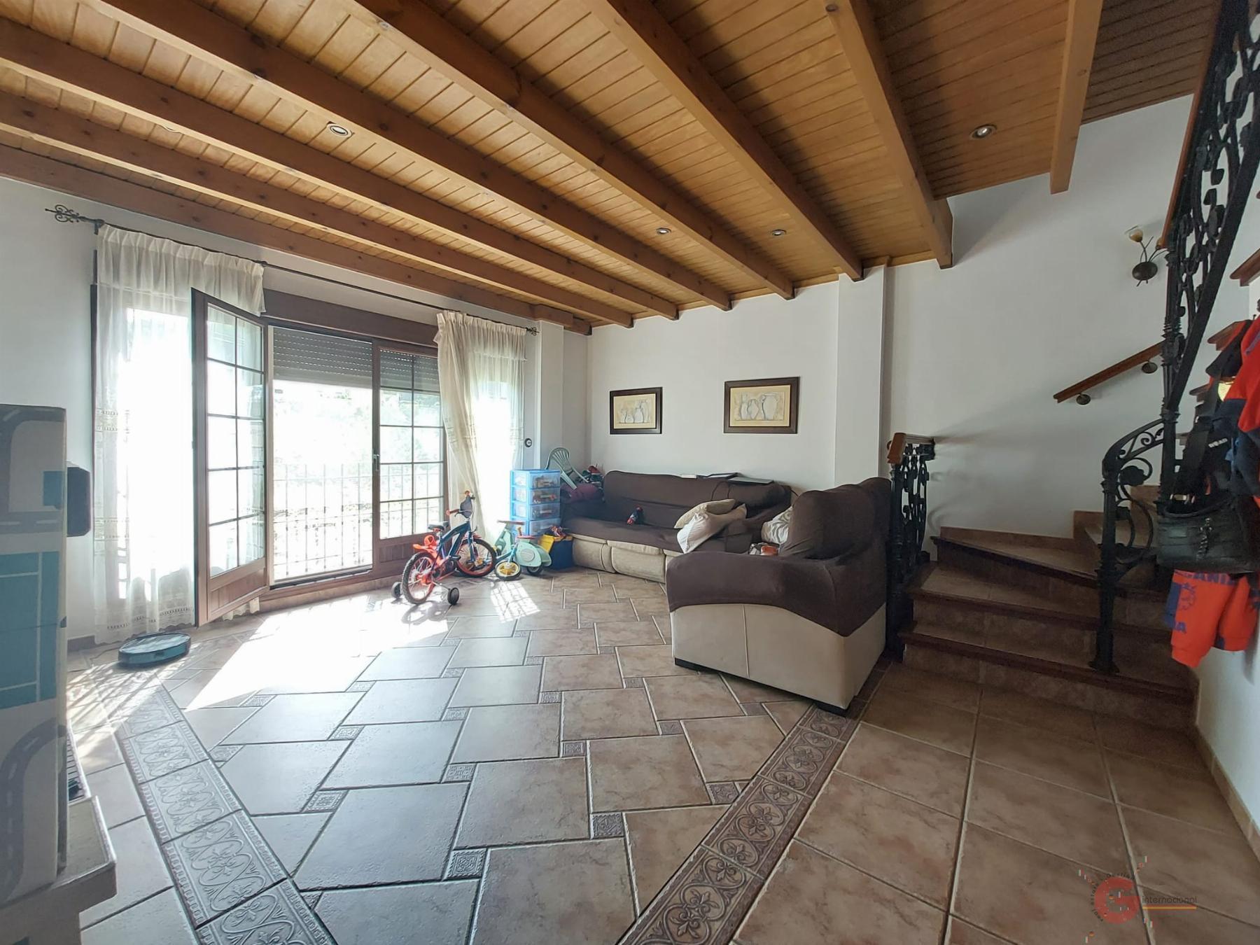 For sale of house in Salobreña