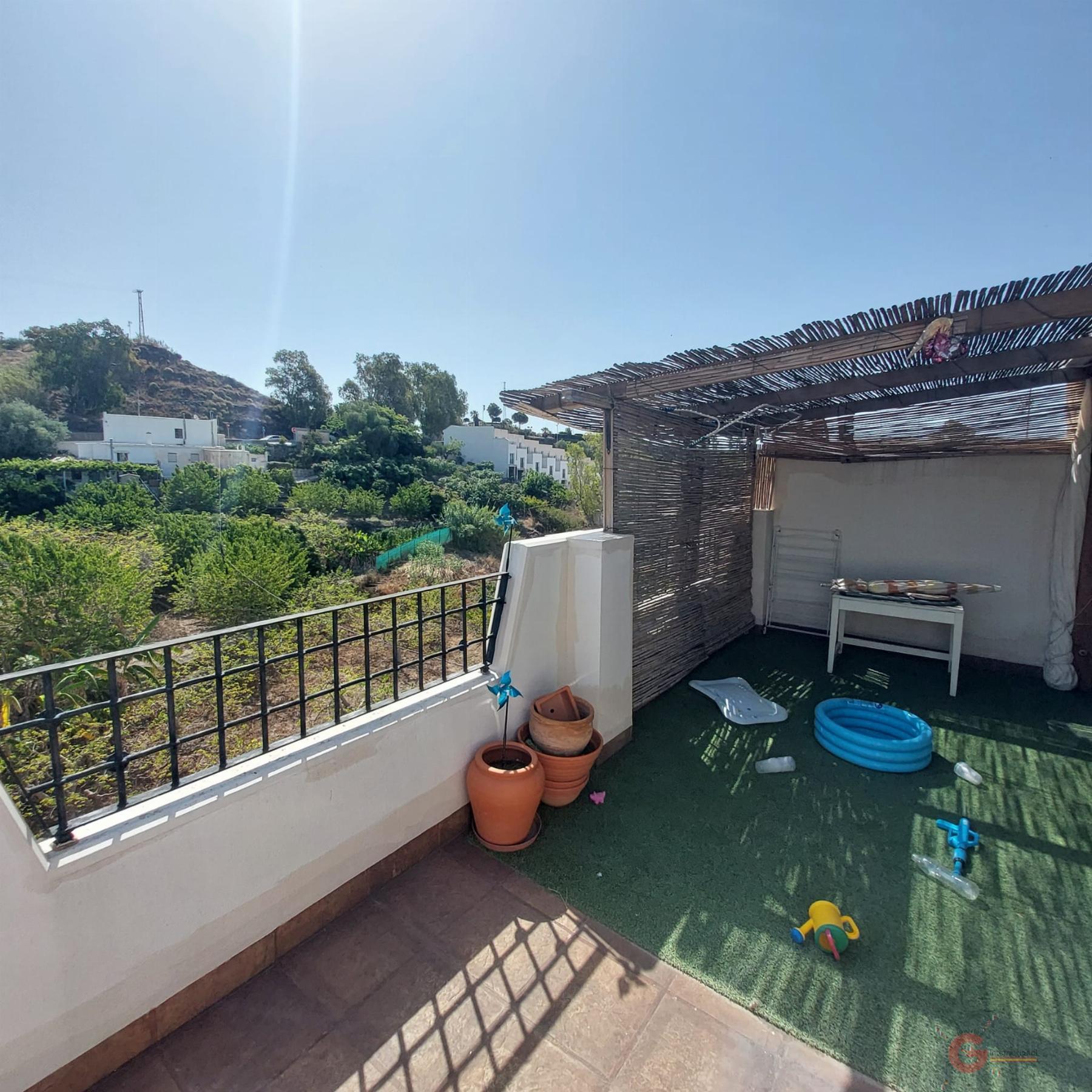For sale of house in Salobreña