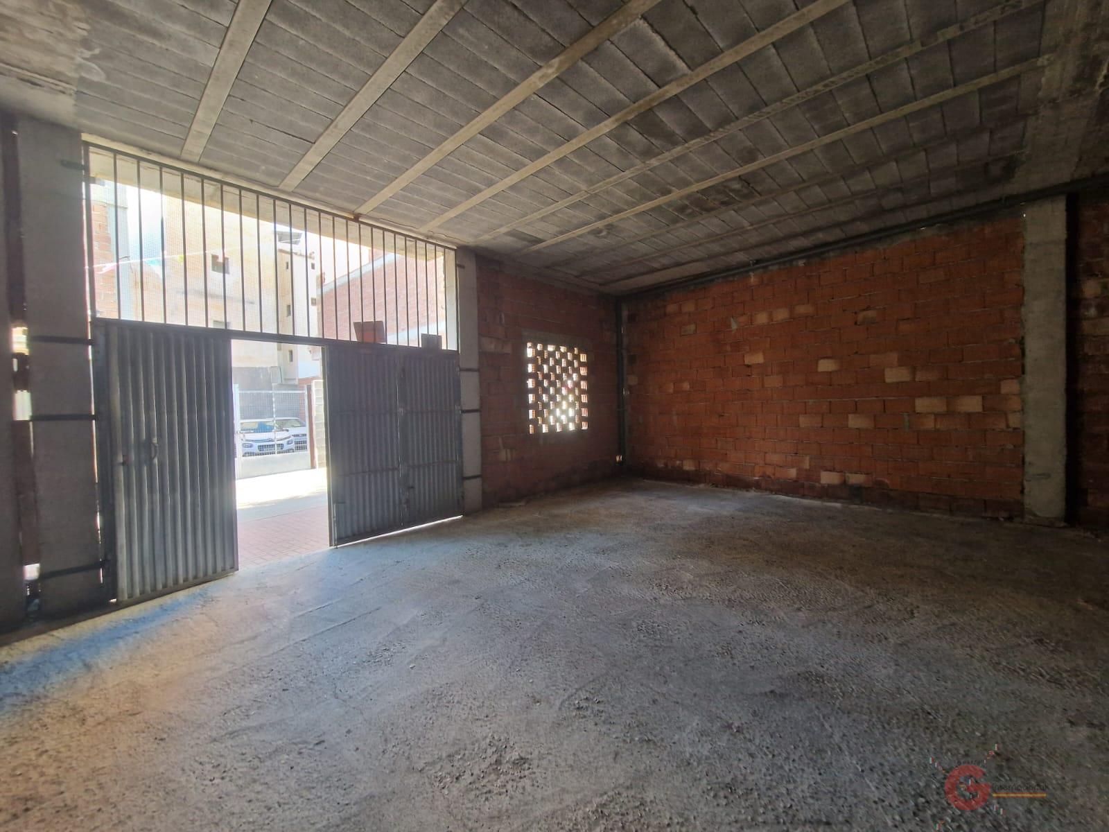 For sale of commercial in Molvízar