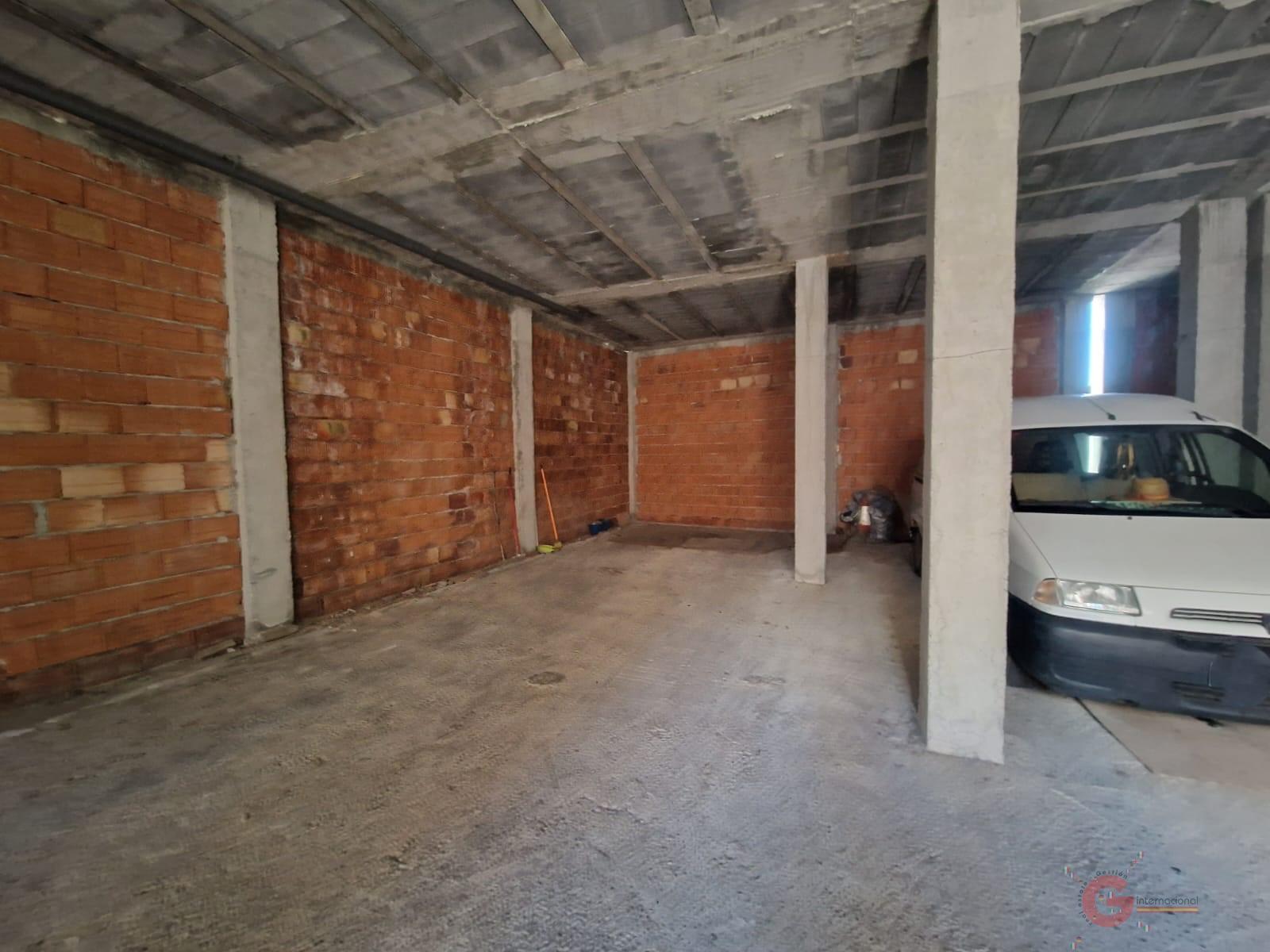 For sale of commercial in Molvízar