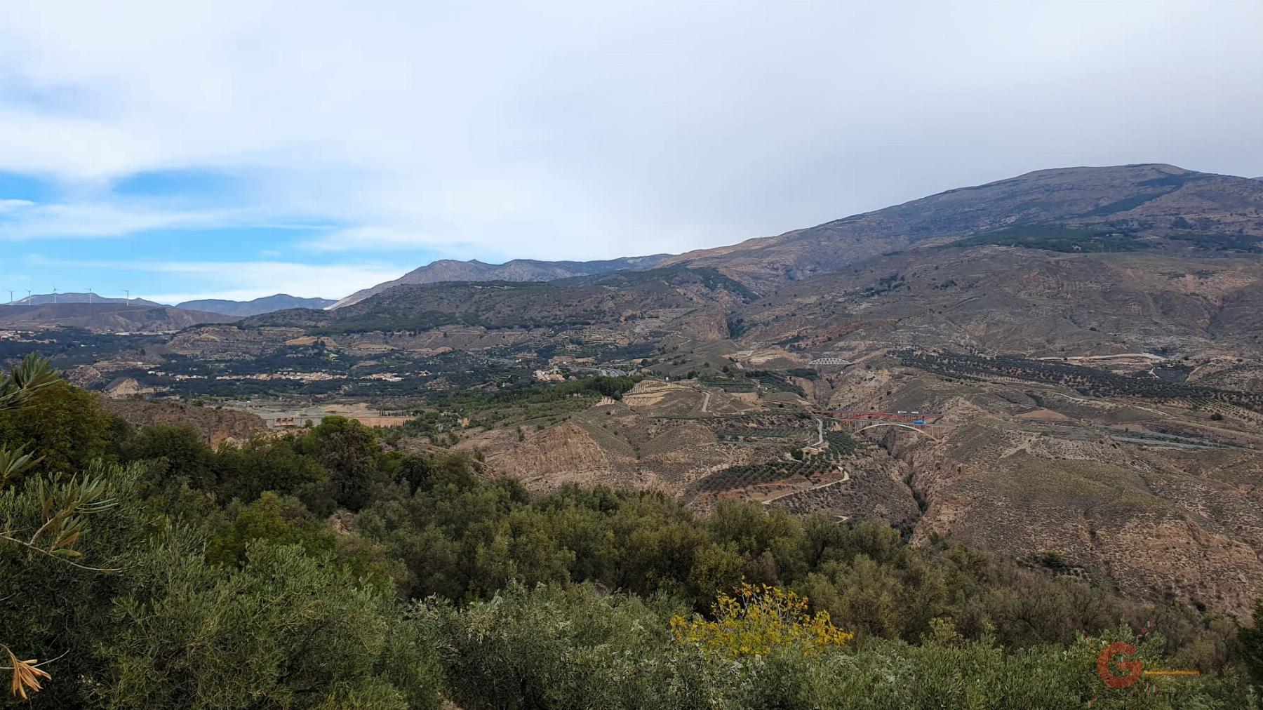 Venta de terreno en Píñar