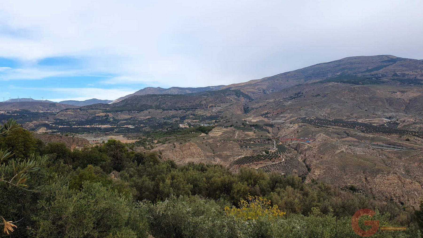 Venta de terreno en Píñar Venta de terreno en Píñar