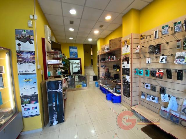 Venta de local comercial en Almuñécar