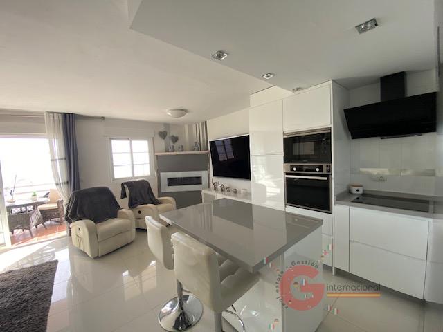 For sale of apartment in Almuñécar