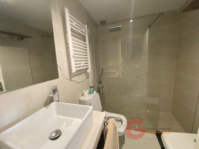 For sale of apartment in Almuñécar