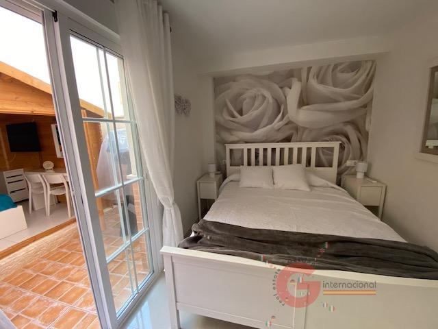 For sale of apartment in Almuñécar