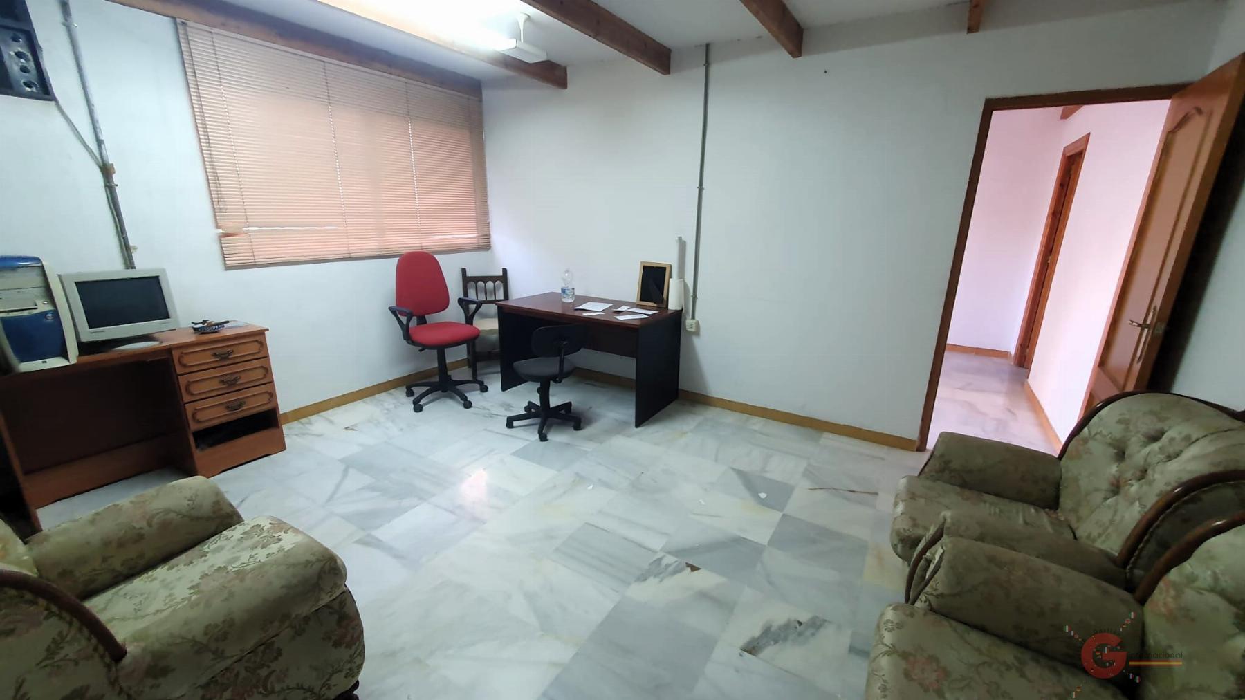 For sale of commercial in Motril