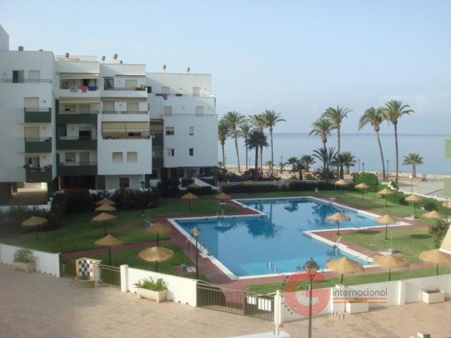 For sale of flat in Salobreña