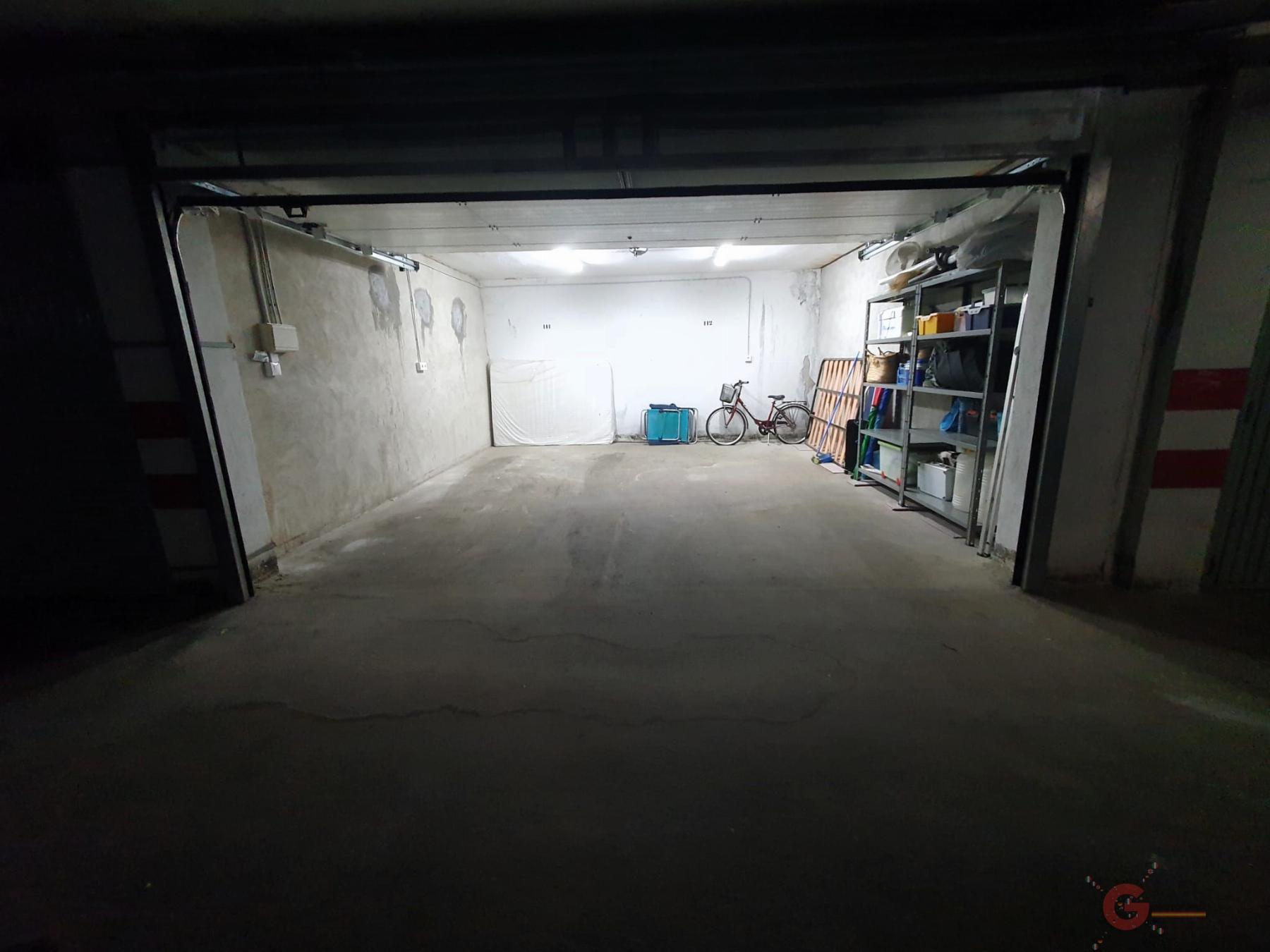 Vente de garage dans Calahonda