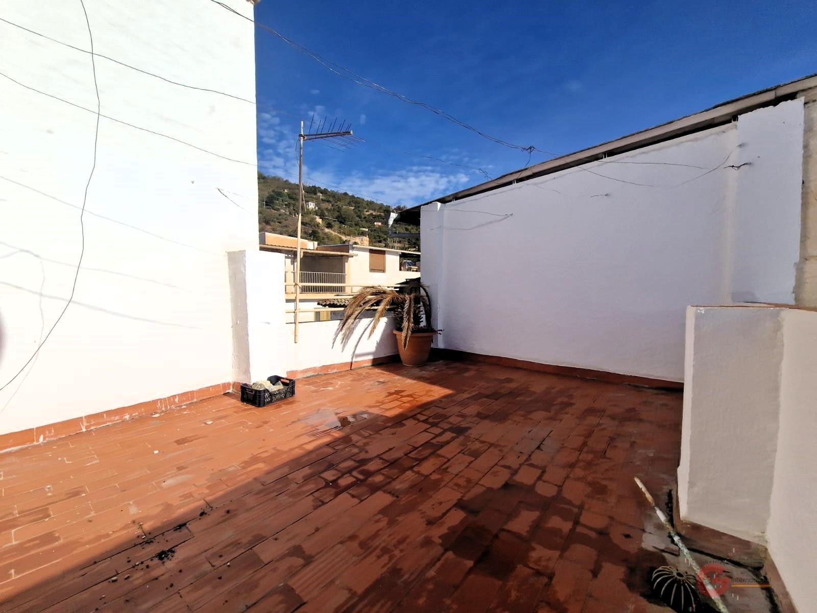 Venta de casa en Lanjarón