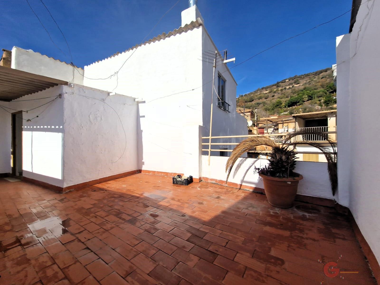 Venta de casa en Lanjarón