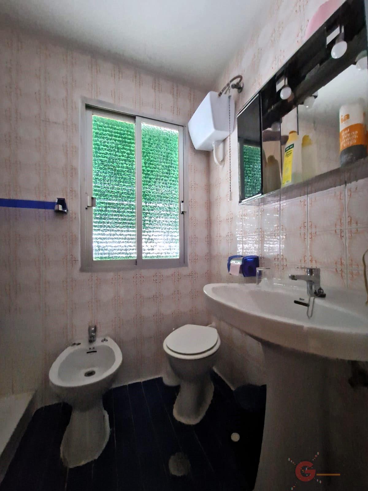 Venta de casa en Lanjarón