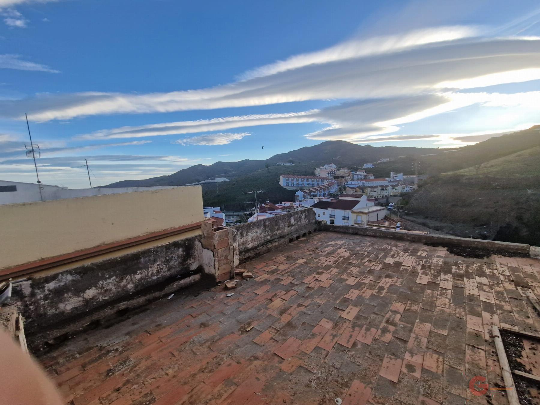 For sale of house in Itrabo