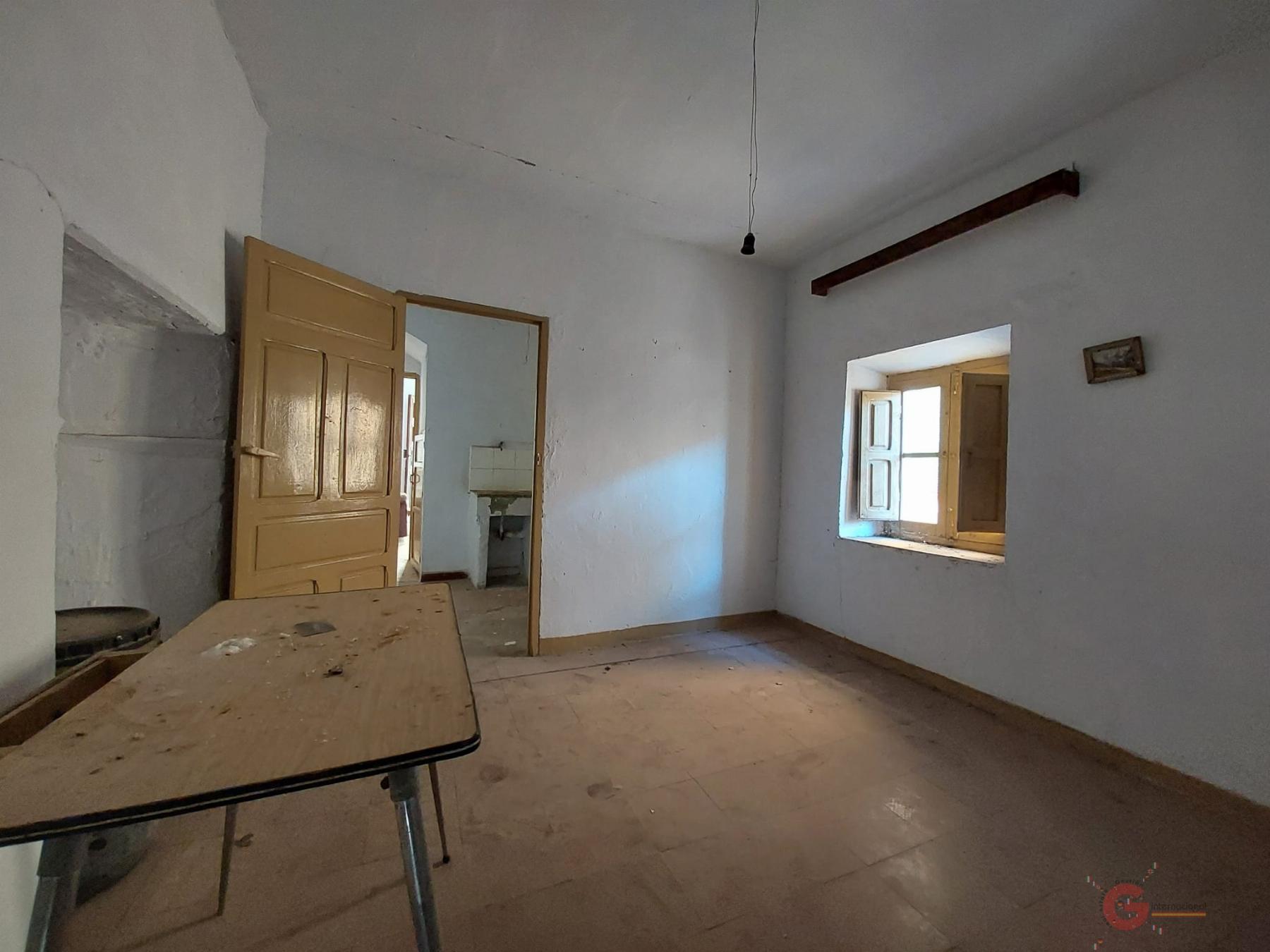 For sale of house in Itrabo