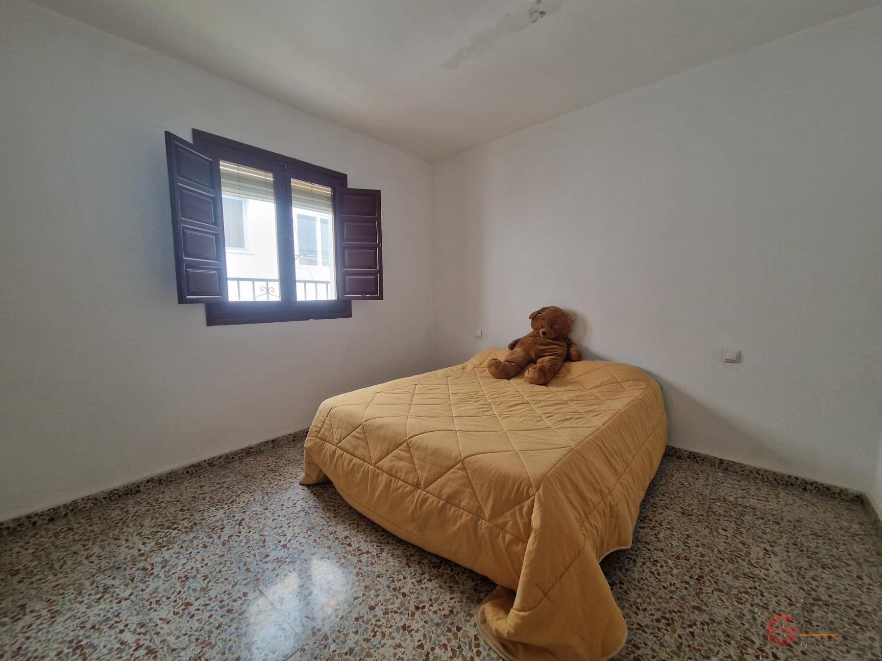For sale of house in Salobreña
