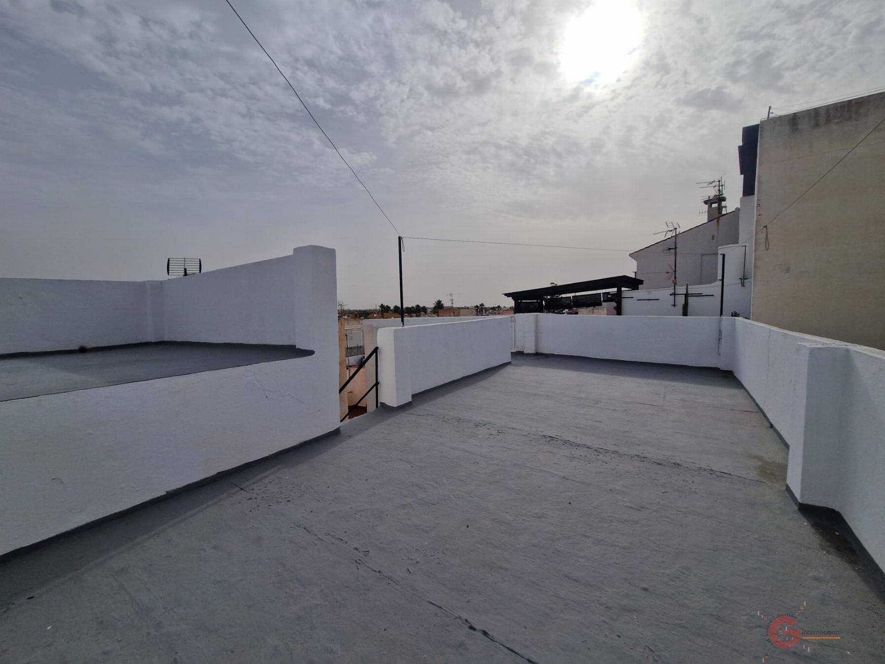 For sale of house in Salobreña