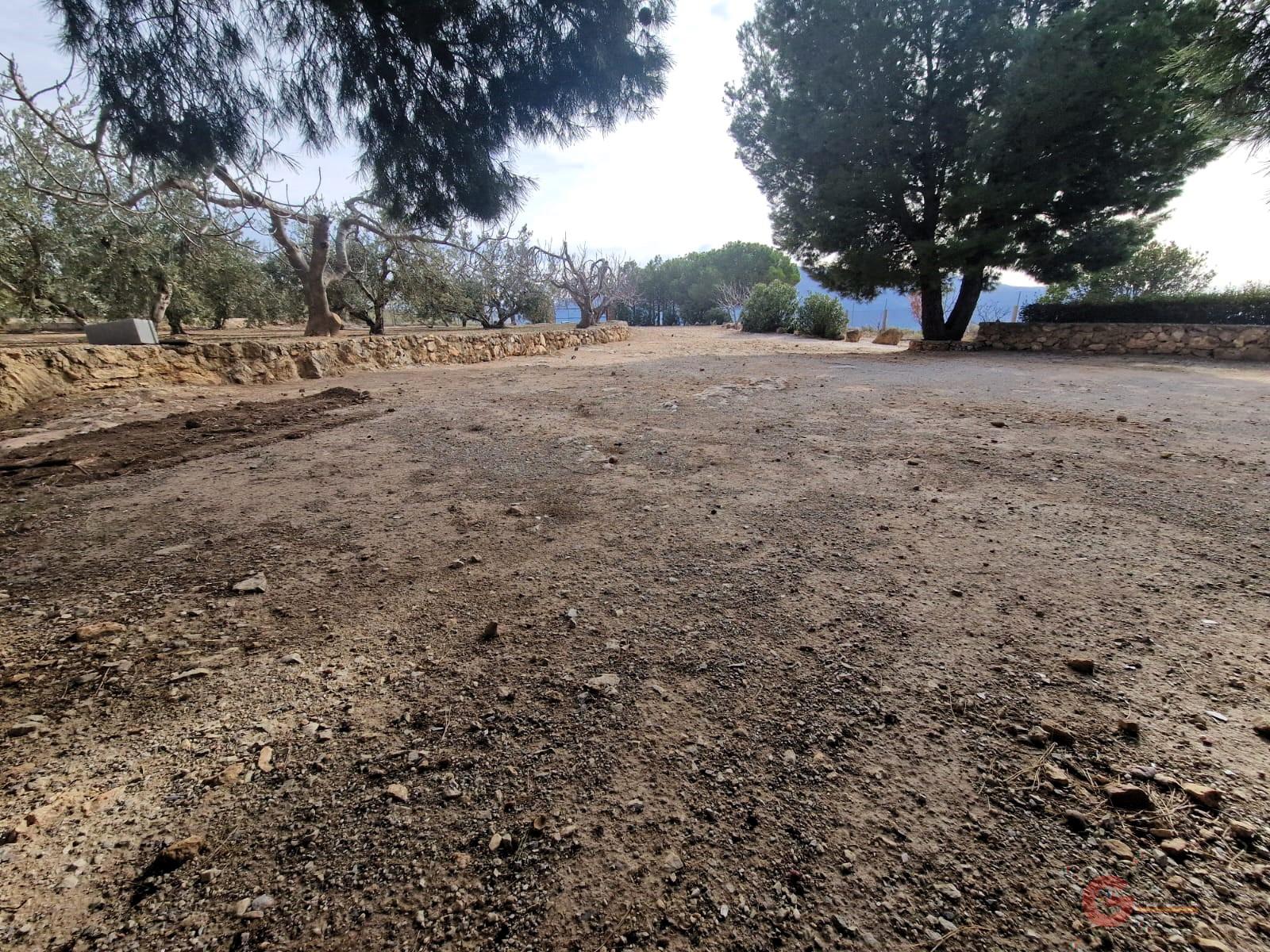 Venta de finca rústica en Lanjarón