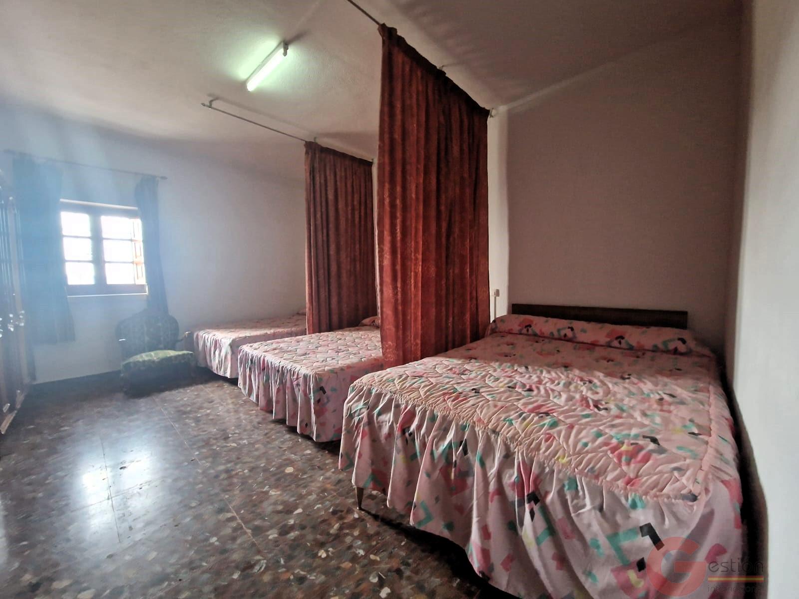 Venta de finca rústica en Lanjarón Venta de finca rústica en Lanjarón