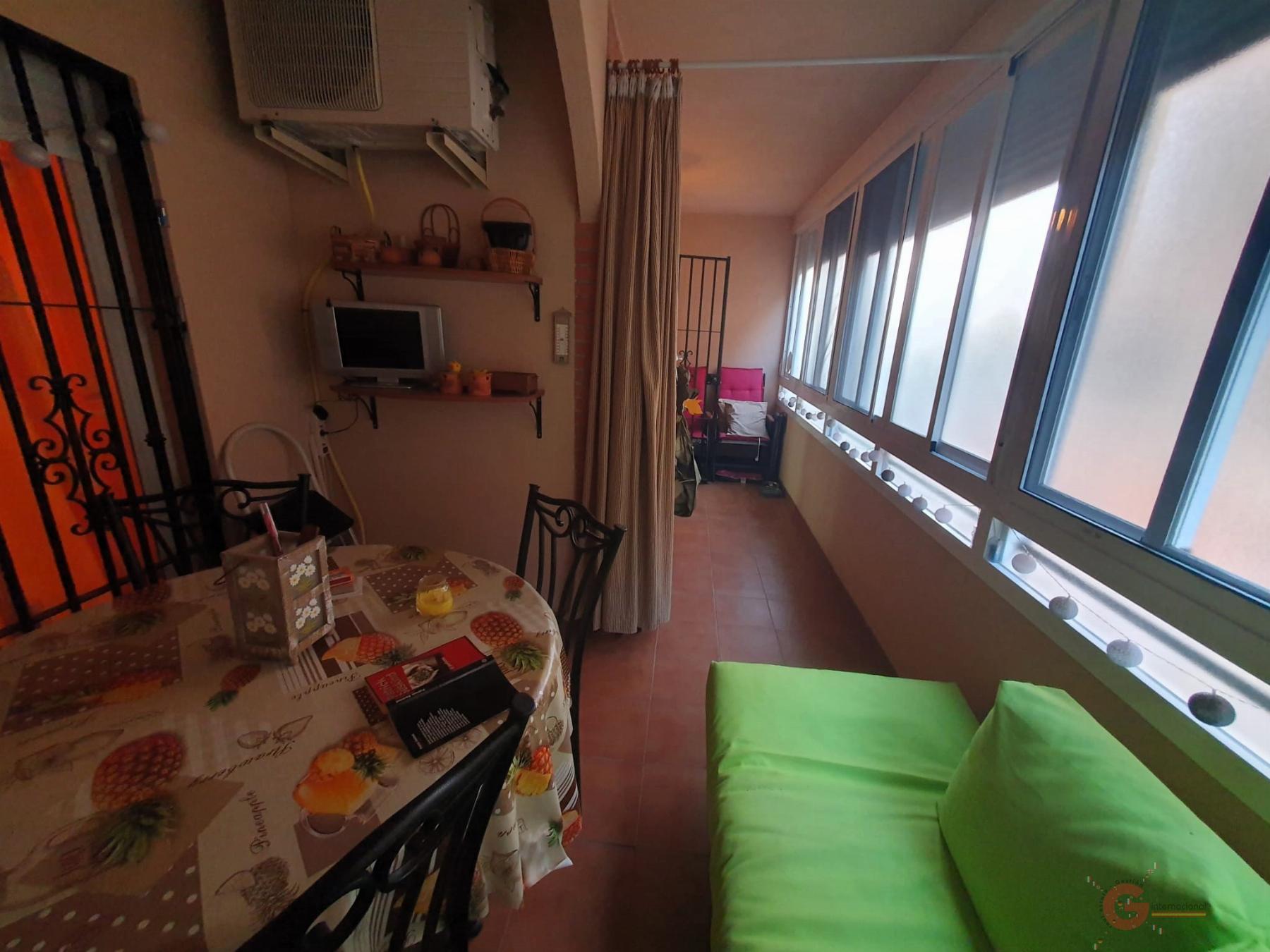For sale of flat in Motril