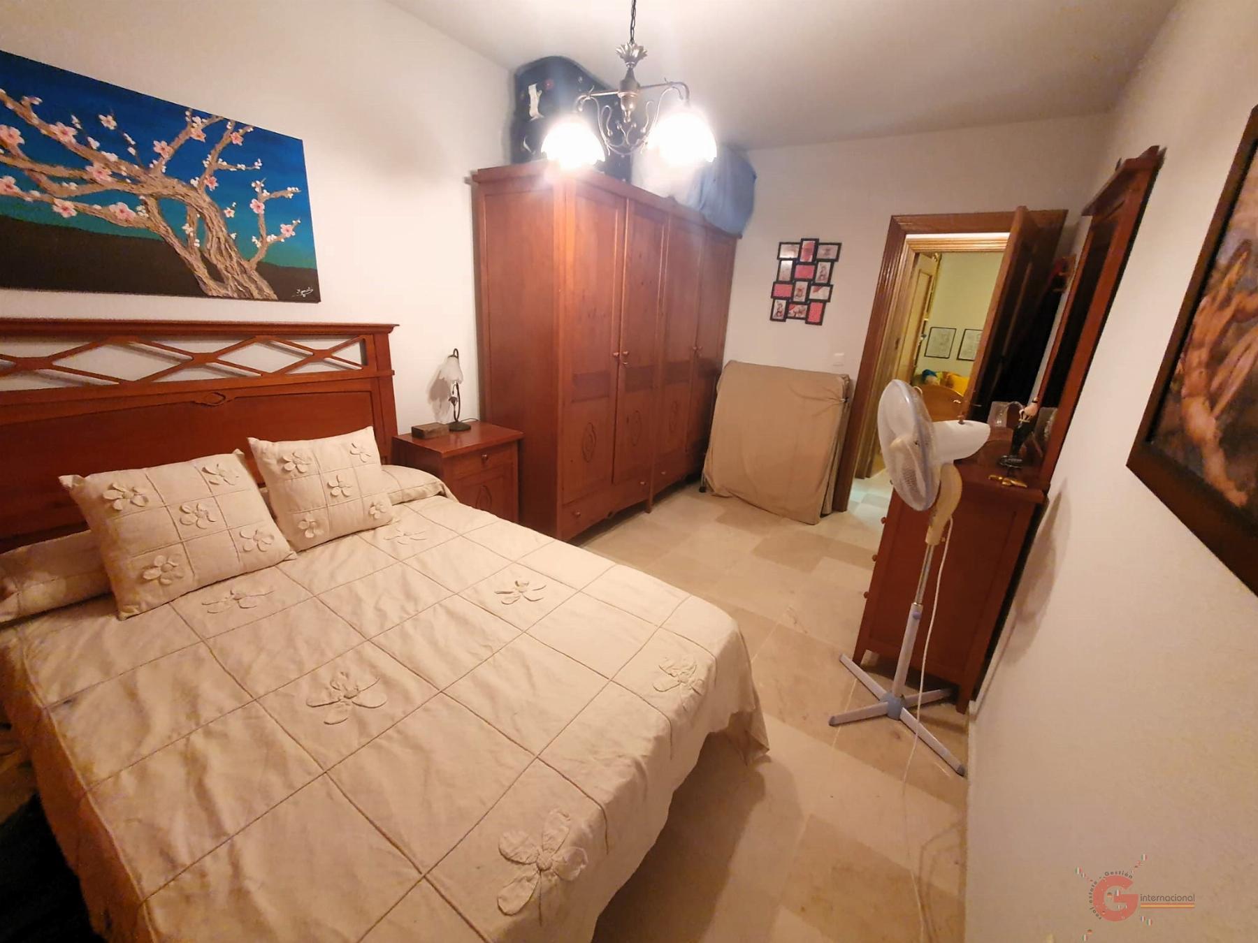 For sale of flat in Motril
