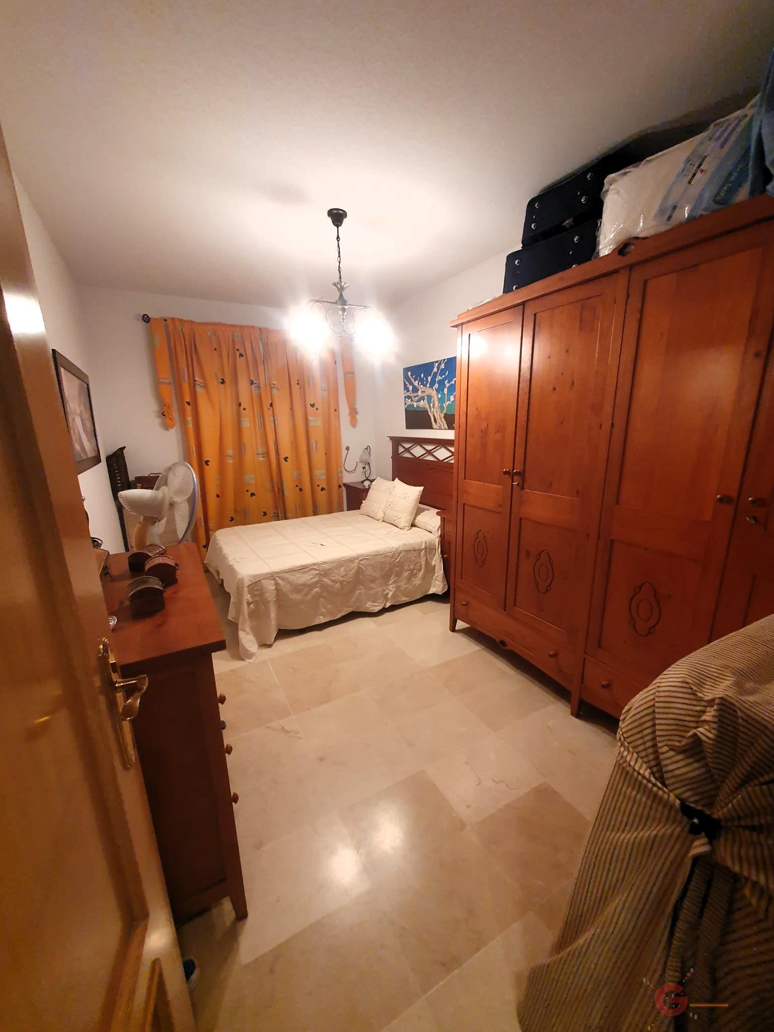 For sale of flat in Motril