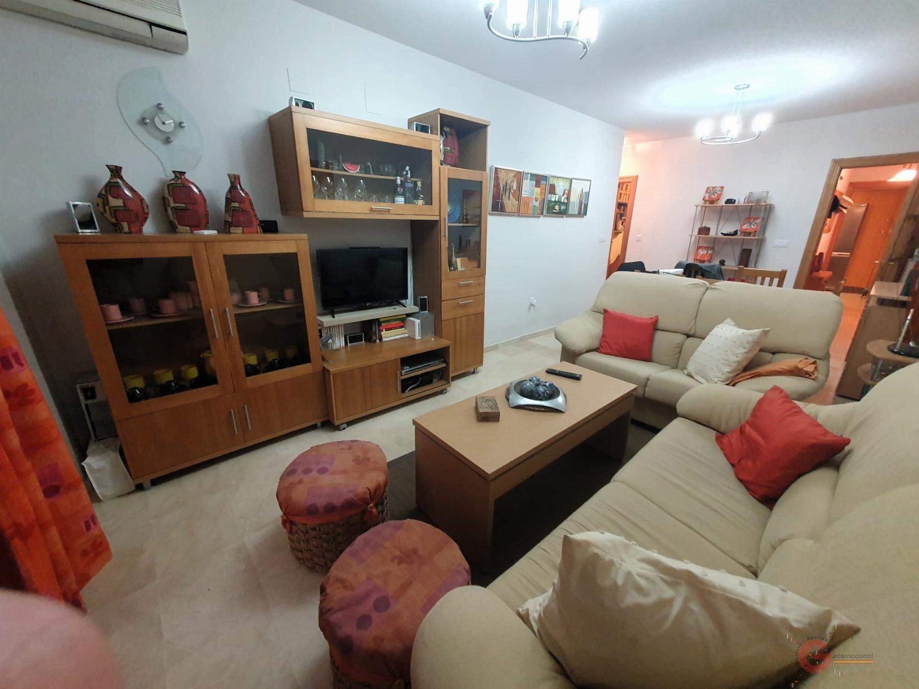 For sale of flat in Motril