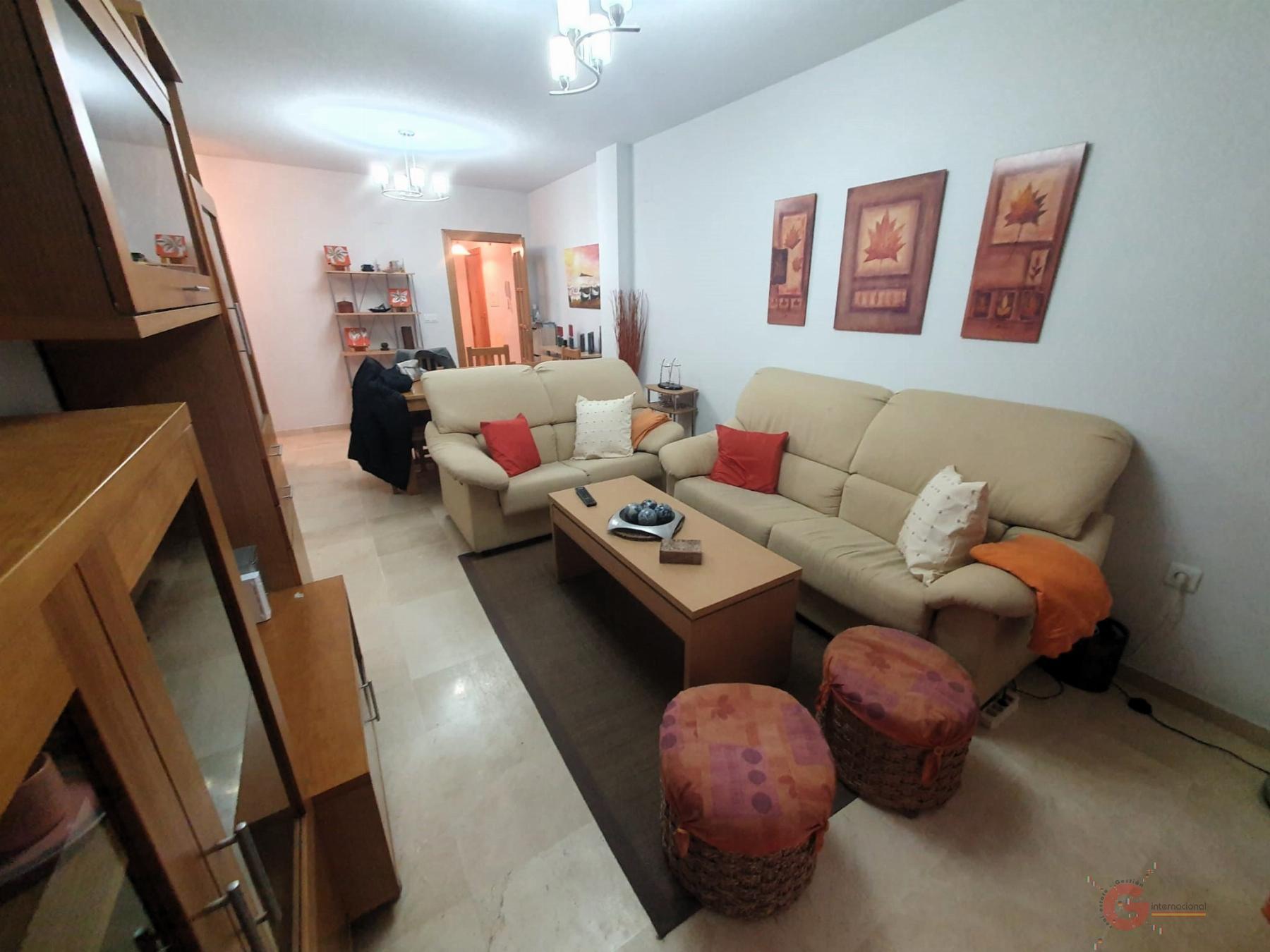 For sale of flat in Motril