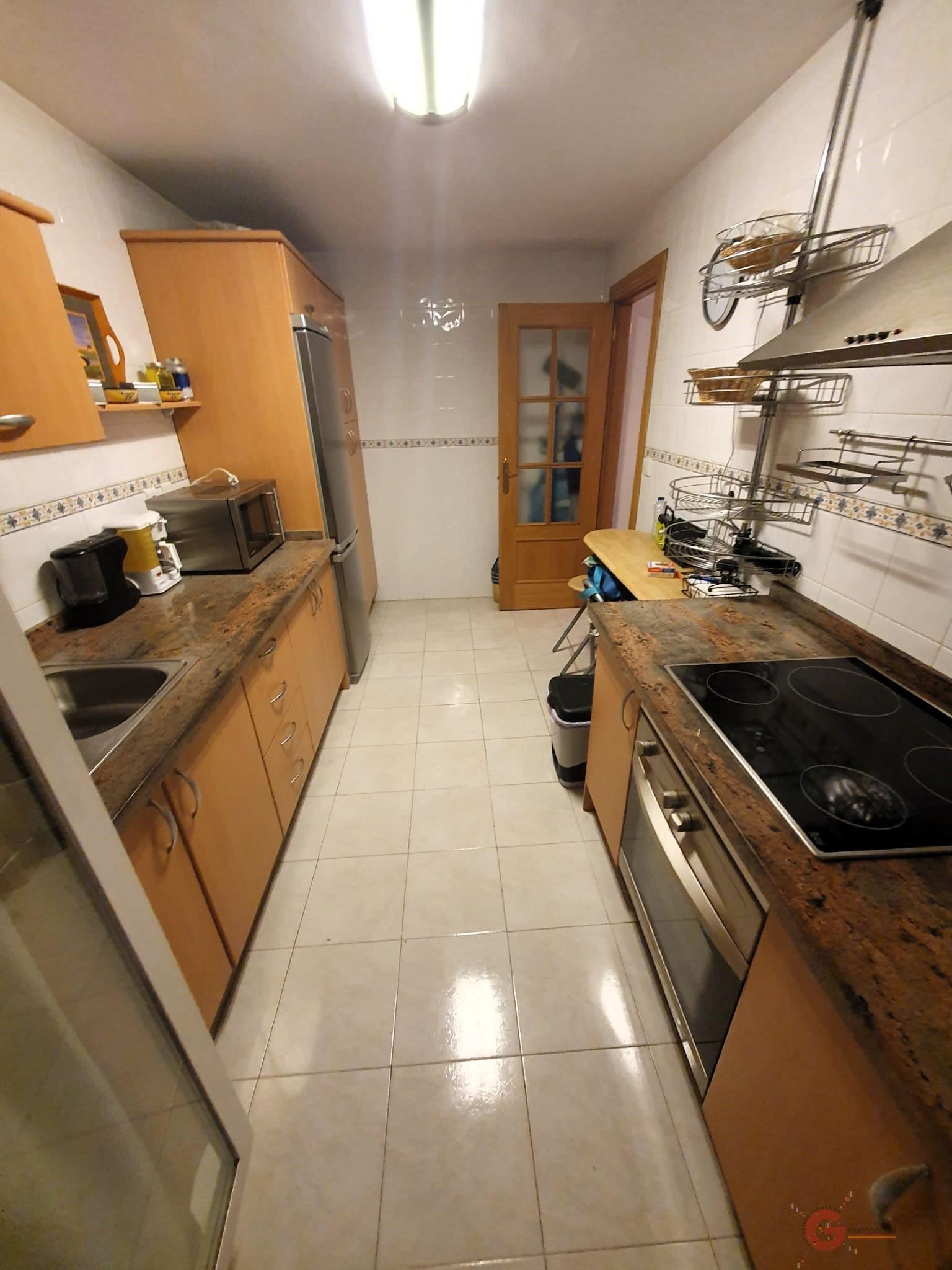 For sale of flat in Motril